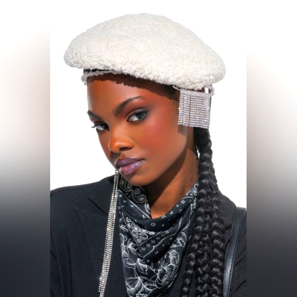 NWT FRENCH GIRL CHIC TEDDY BERET WITH RHINESTONE PIN